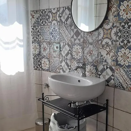 Ape Bianca - Rosmarino Apartment Colico