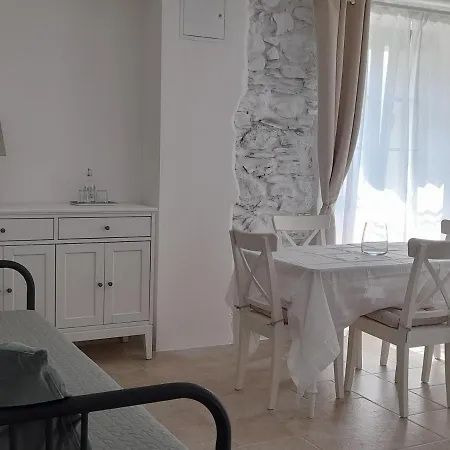 Ape Bianca - Rosmarino Apartmán