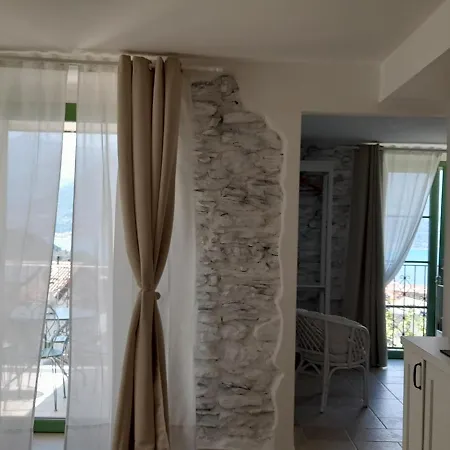 Ape Bianca - Rosmarino Apartmán Colico